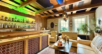 von_poll_real_estate_property_25183059_image_9