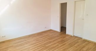von_poll_real_estate_property_25064052W_image_6
