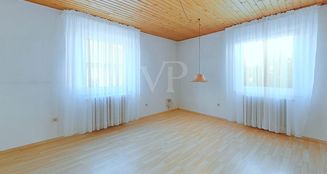 von_poll_real_estate_property_25064019_image_7