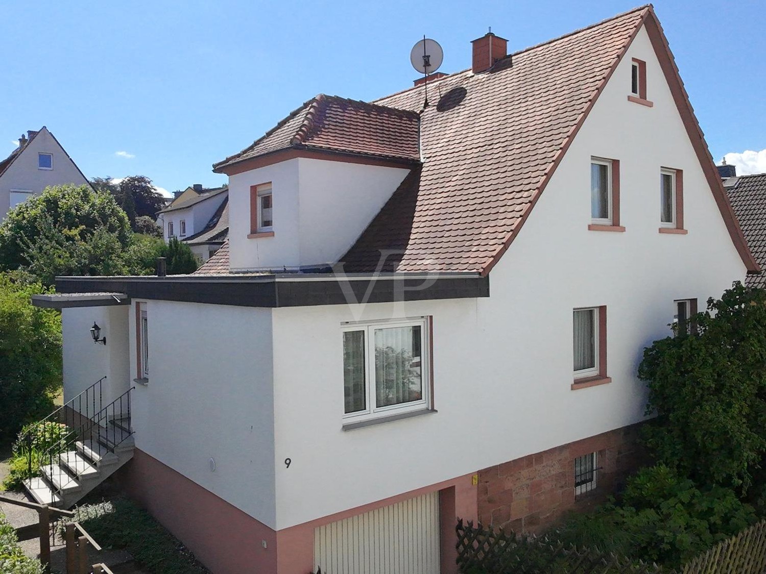 Straßenansicht