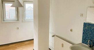 von_poll_real_estate_property_25064057D_image_3