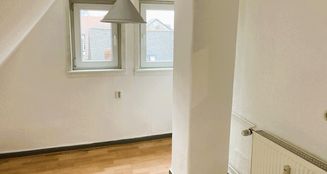 von_poll_real_estate_property_25064057D_image_1