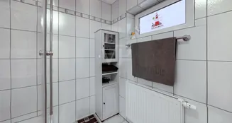 von_poll_real_estate_property_25064064_image_7