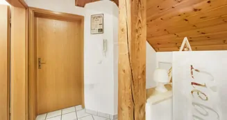 von_poll_real_estate_property_25064076_image_9