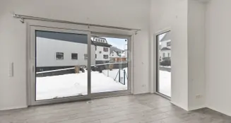 von_poll_real_estate_property_26064001_image_2