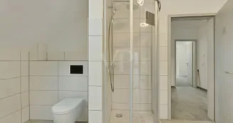 von_poll_real_estate_property_26064001_image_10