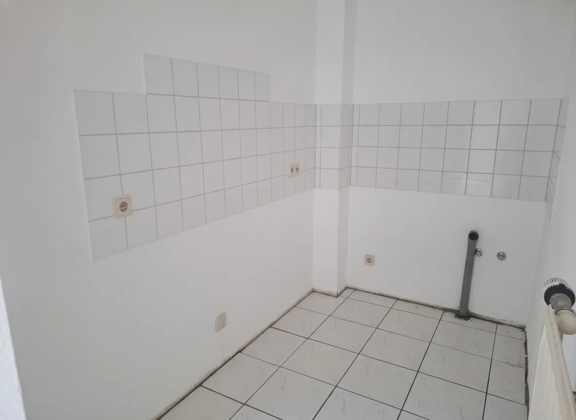 Helle Wohnung mit Blick ins Grüne und eigenem Balkon genießen - Foto 1