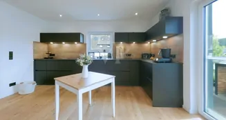 von_poll_real_estate_property_25064023_image_6