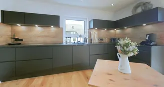 von_poll_real_estate_property_25064023_image_7