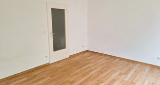 von_poll_real_estate_property_25064051S_image_2