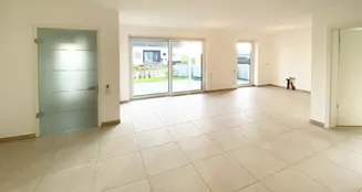 von_poll_real_estate_property_25064001_image_0