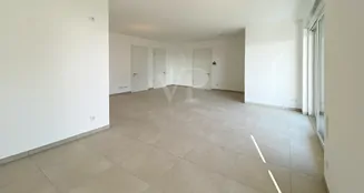 von_poll_real_estate_property_25064001_image_4