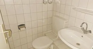 von_poll_real_estate_property_25064052D_image_6