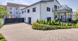 von_poll_real_estate_property_25027507o_image_1