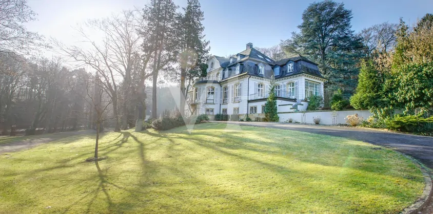 von Poll Immobilien GmbH