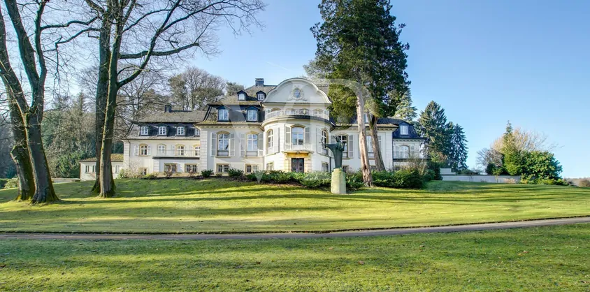 von Poll Immobilien GmbH