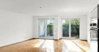 von_poll_real_estate_property_25027033H_image_0