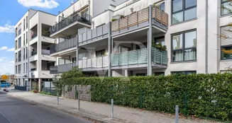 von_poll_real_estate_property_25027033H_image_18