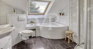 von_poll_real_estate_property_25027217_image_8