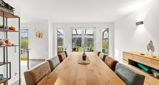 von_poll_real_estate_property_25027523k_image_2