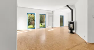 von_poll_real_estate_property_25027034E_image_0