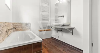 von_poll_real_estate_property_25027034H_image_21