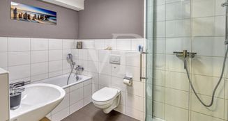 von_poll_real_estate_property_25027507y_image_2