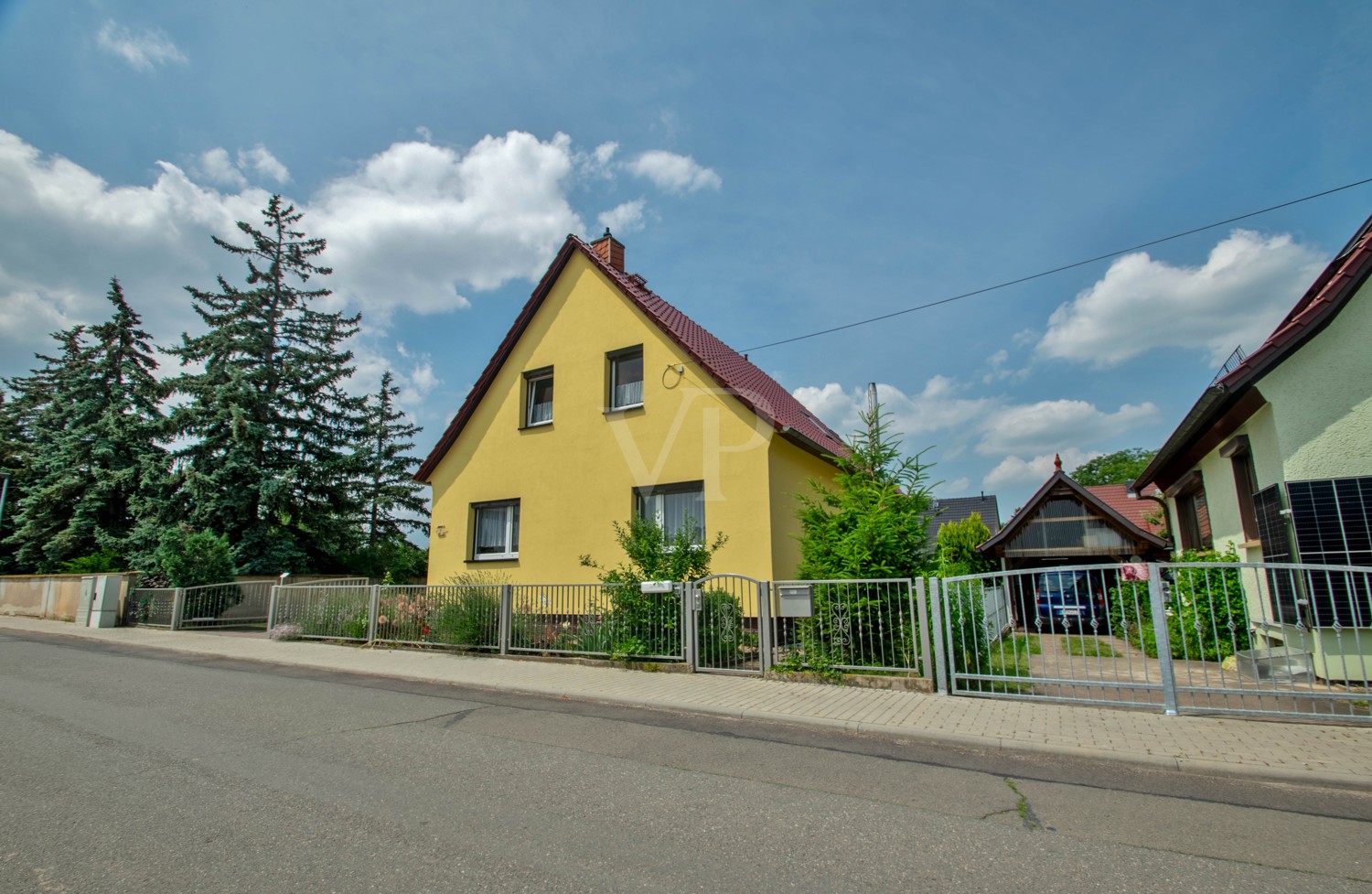 Hausfront