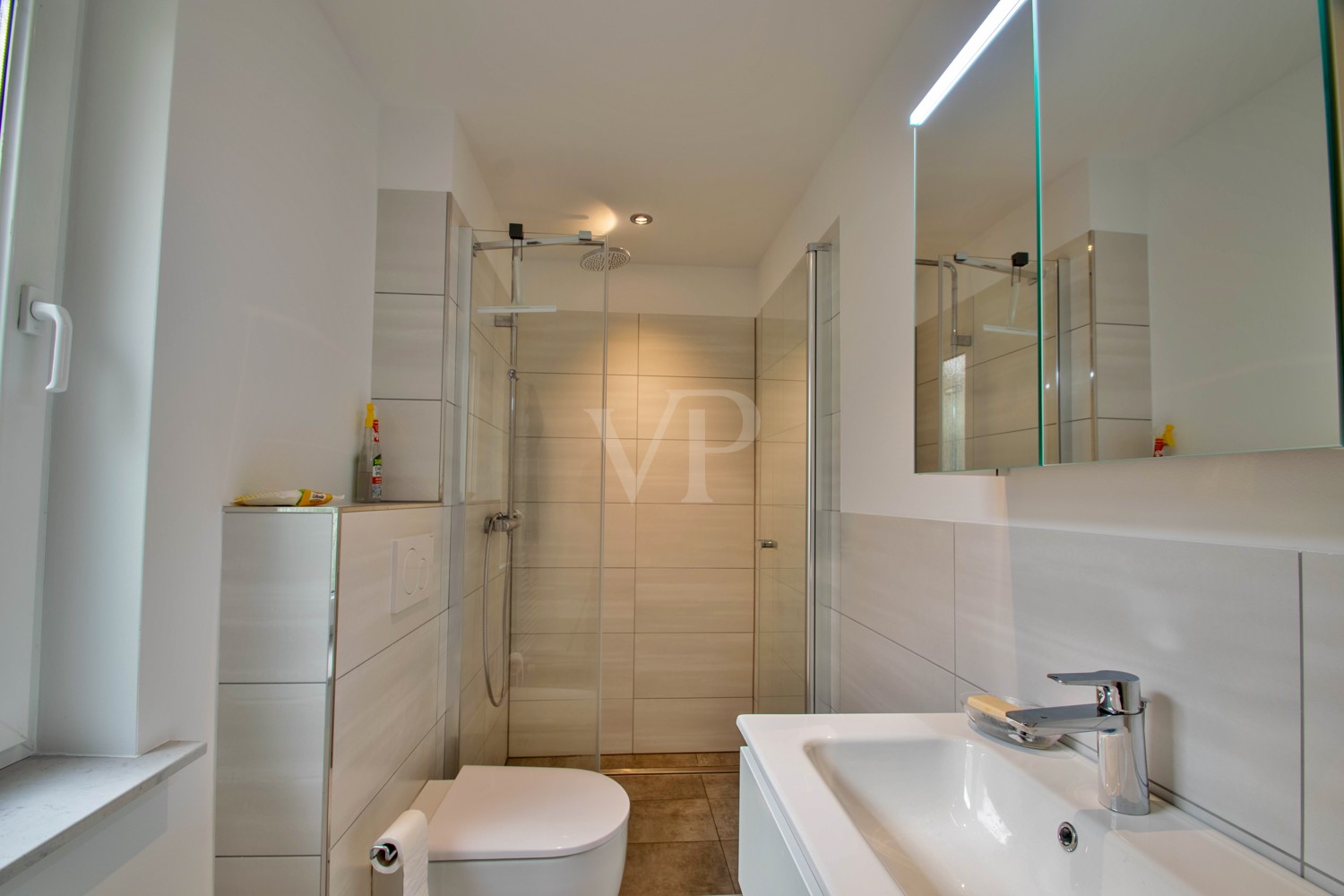 Badezimmer EG
