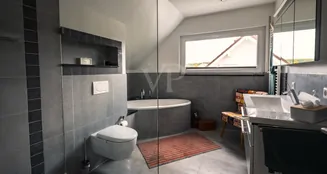 von_poll_real_estate_property_25124542_image_13