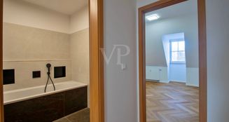 von_poll_real_estate_property_25124110c_image_8