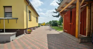 von_poll_real_estate_property_25124509_image_7