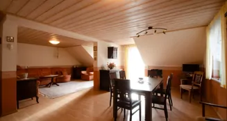 von_poll_real_estate_property_25124419_image_14