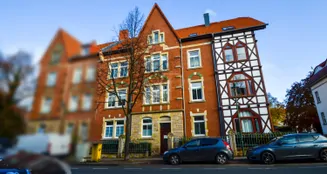 von_poll_real_estate_property_25124420_image_2