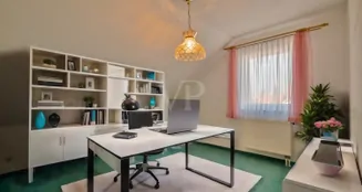 von_poll_real_estate_property_25124512V_image_11