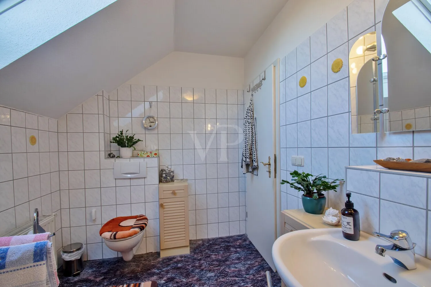 Badezimmer mit Badewanne