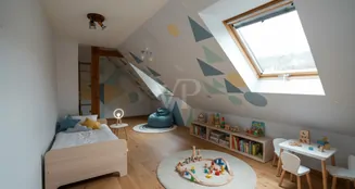 von_poll_real_estate_property_26124517_image_14