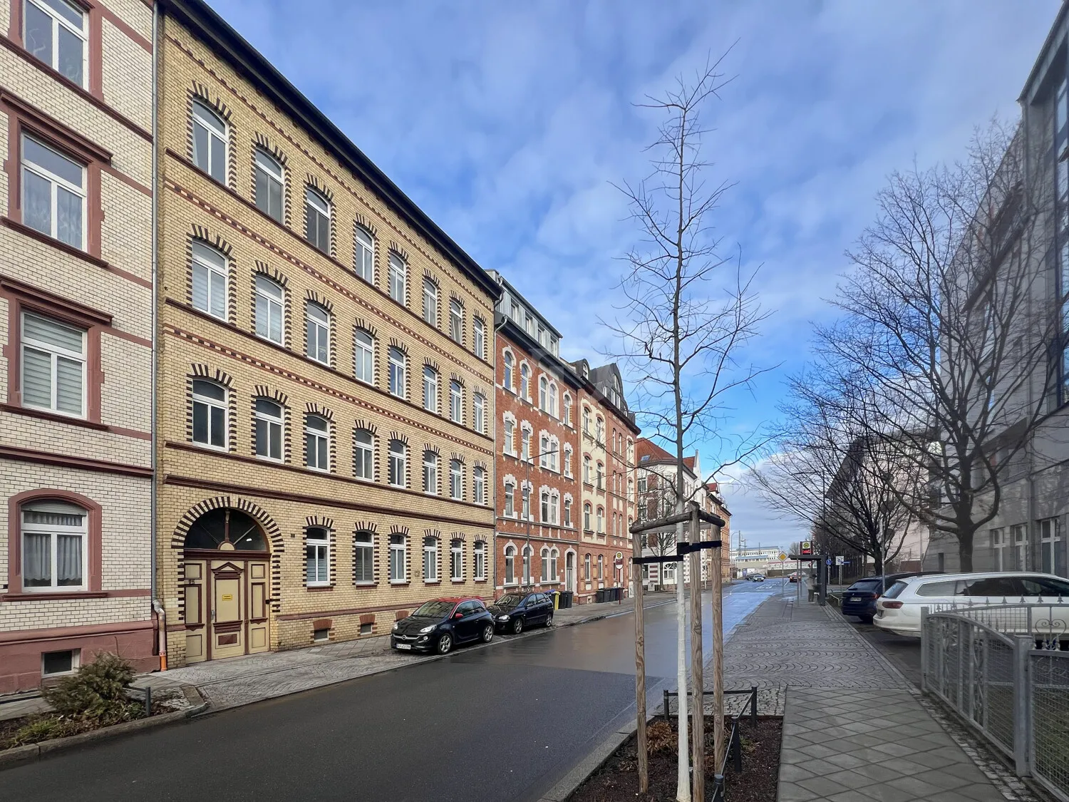 Straßenansicht