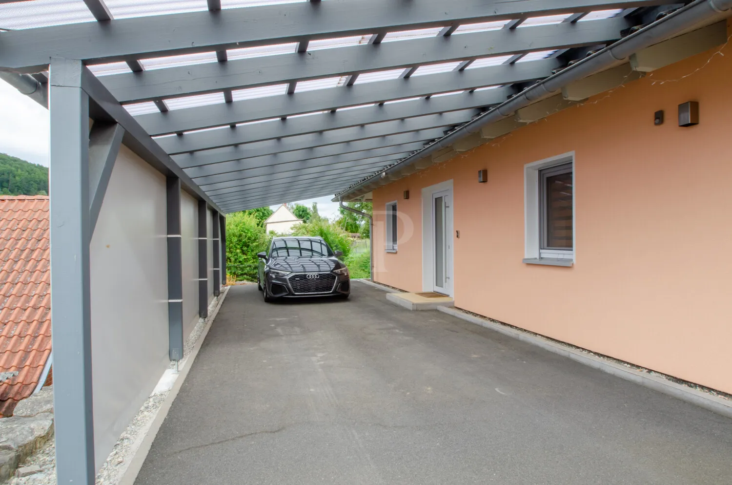 Carport Hauseingang
