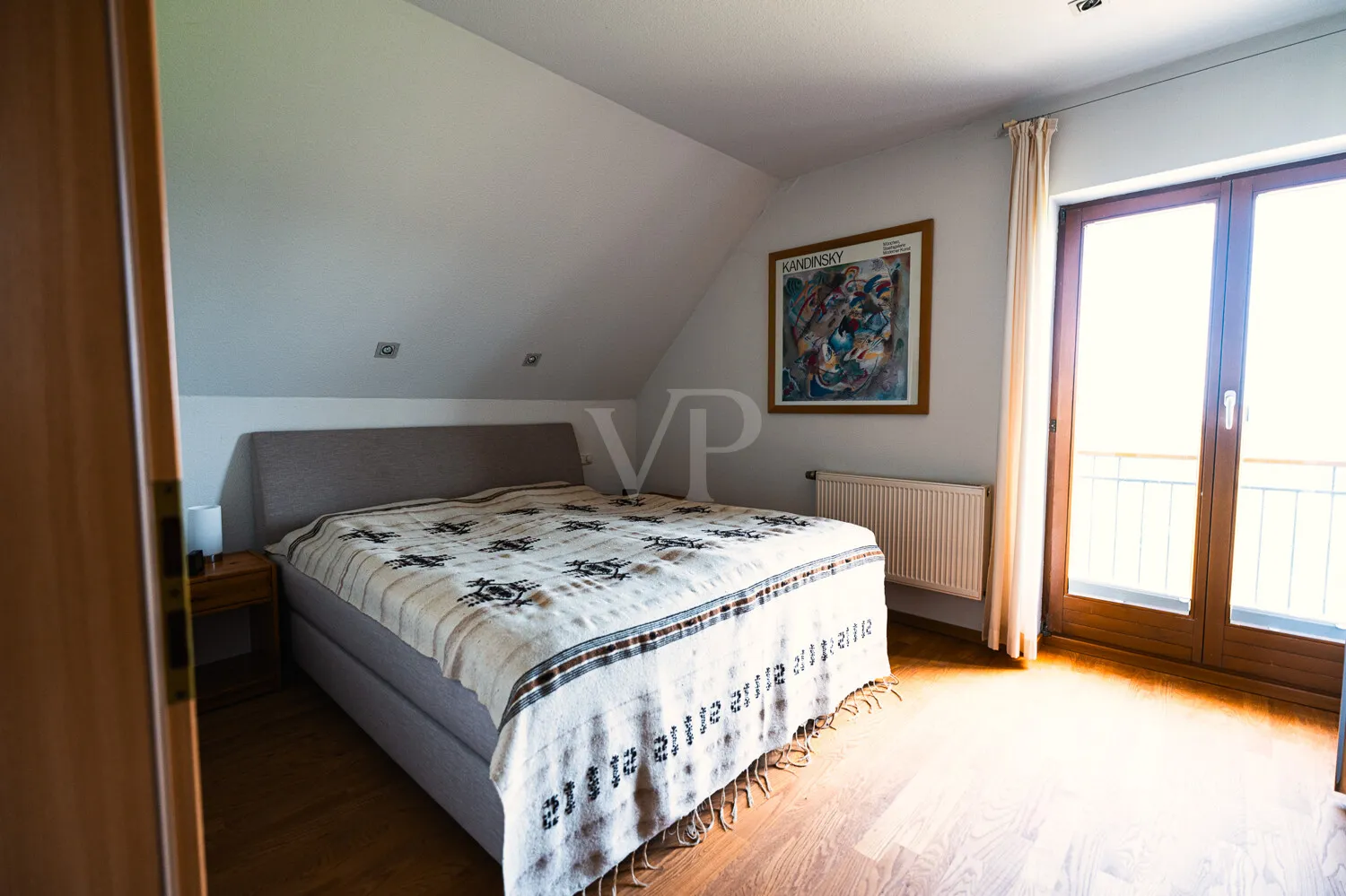 Schlafzimmer DG