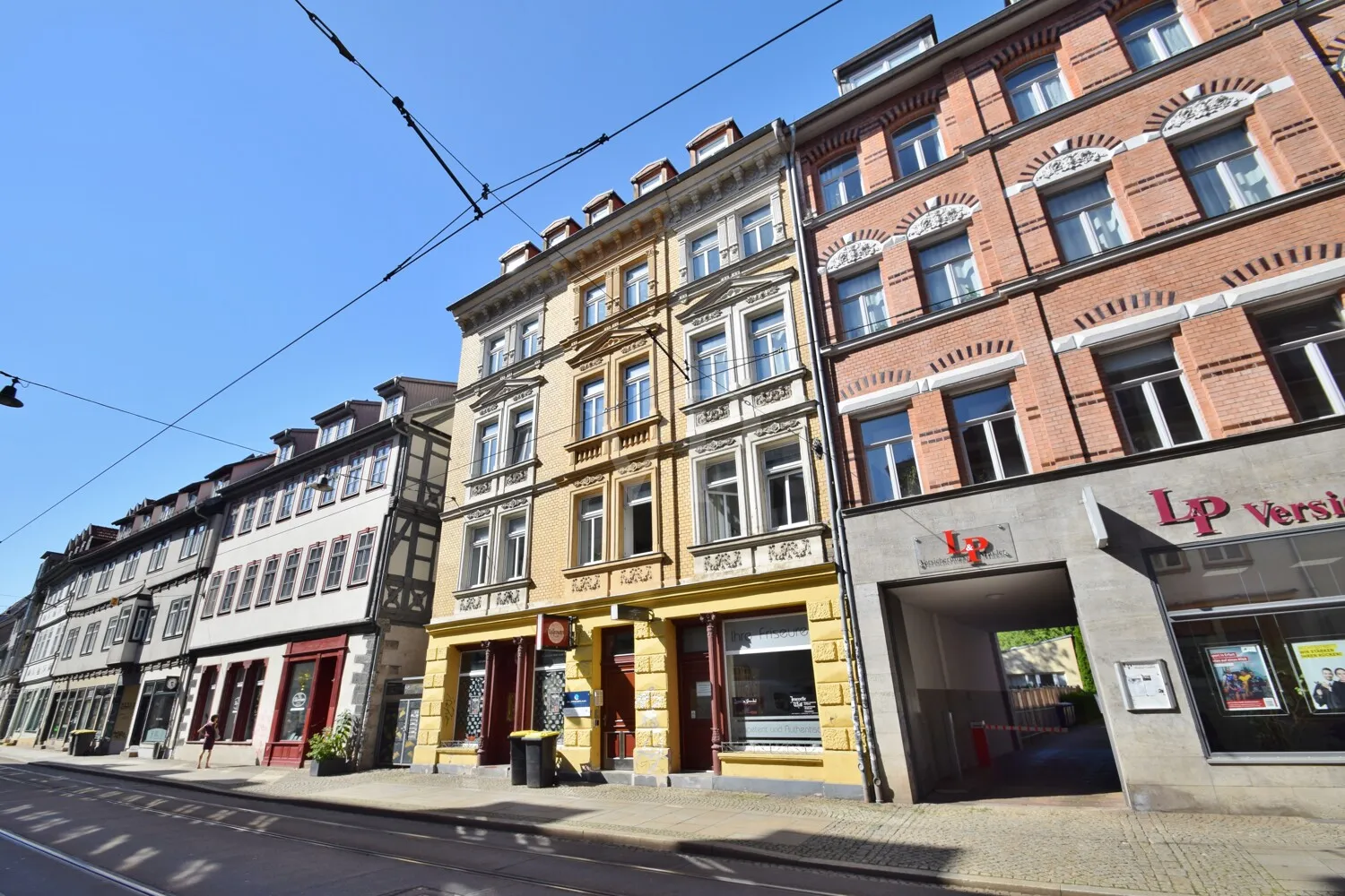 Straßenansicht