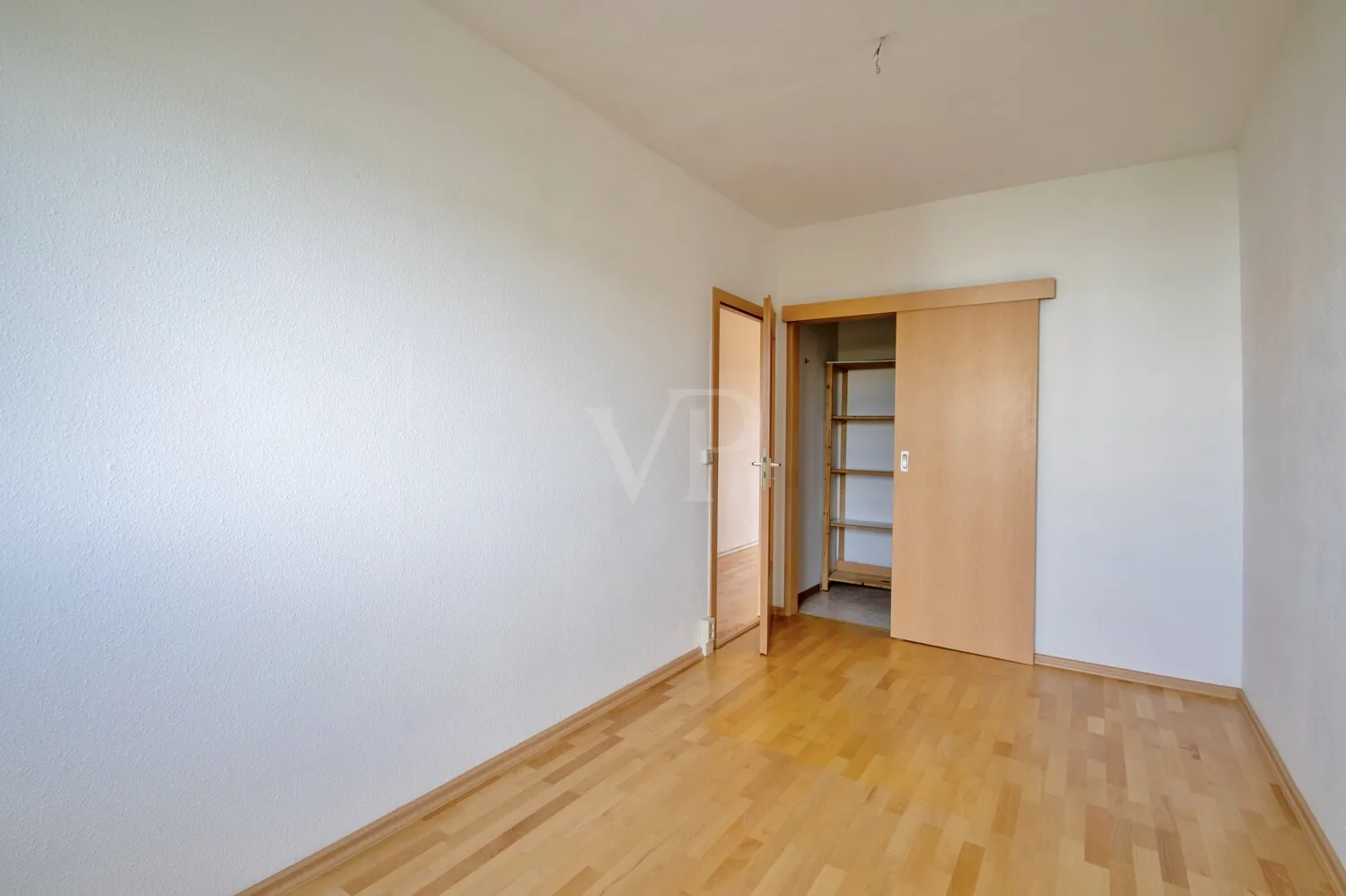 Individualzimmer mit Abstellkammer