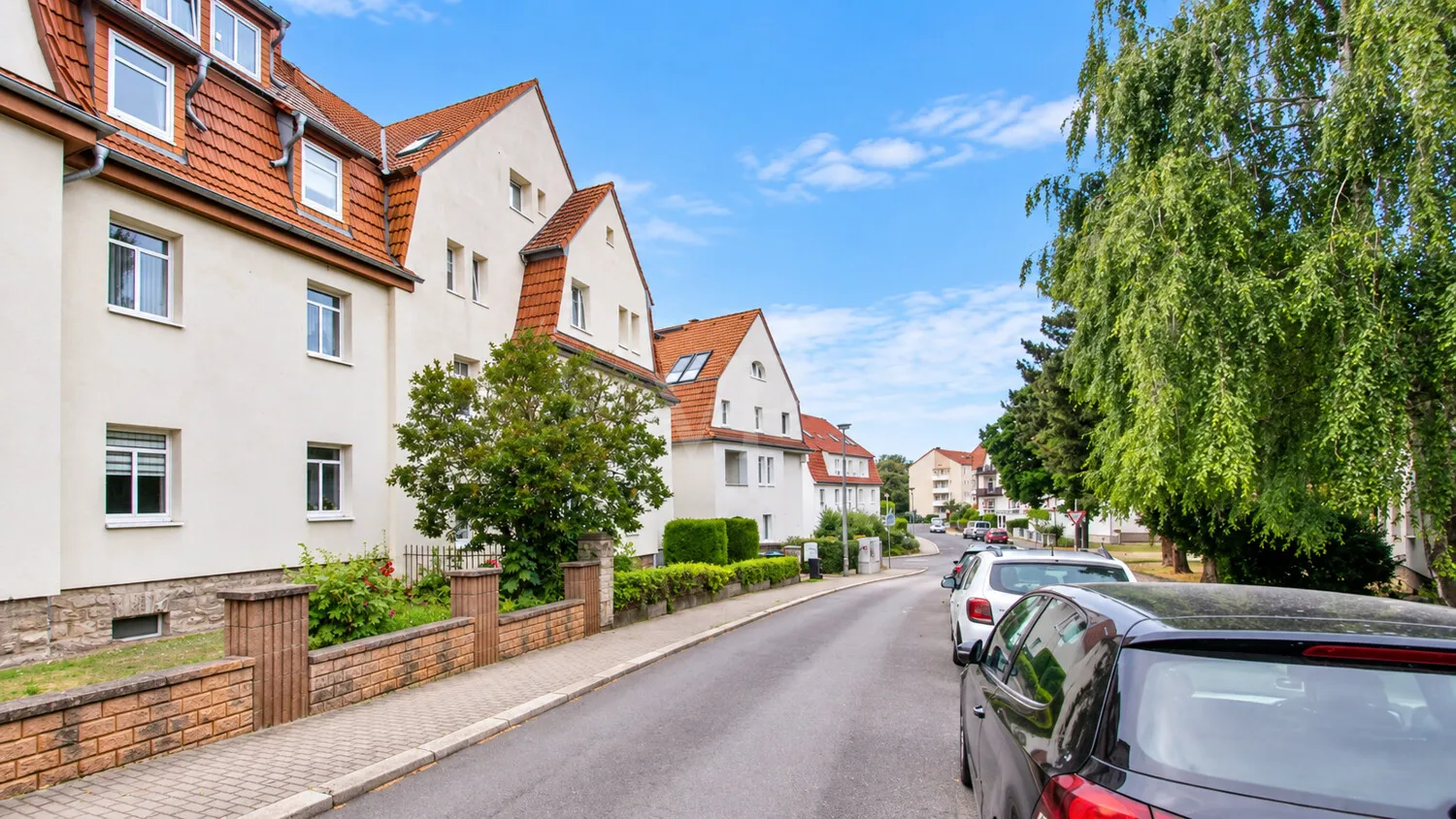 Straßenansicht