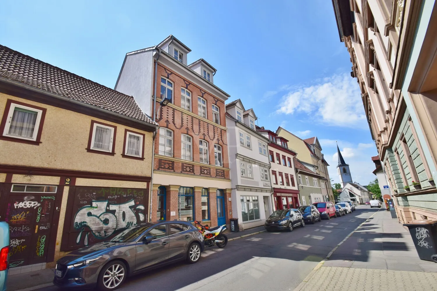 Straßenansicht