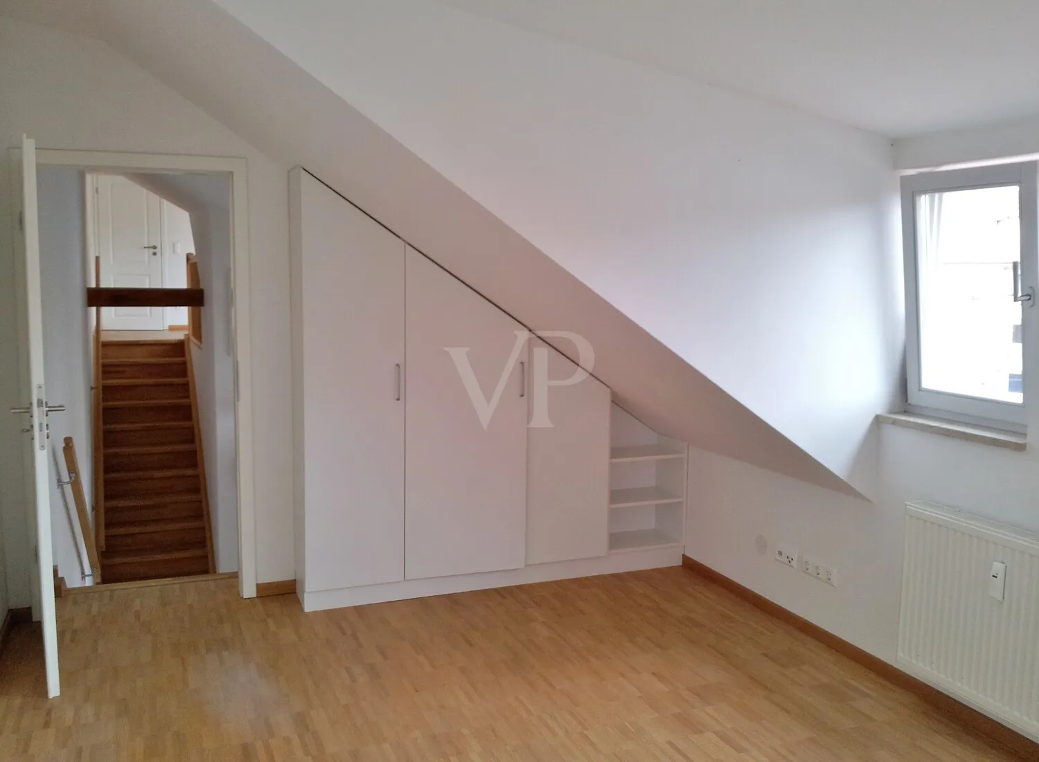 Schlafzimmer mit Einbauschrank
