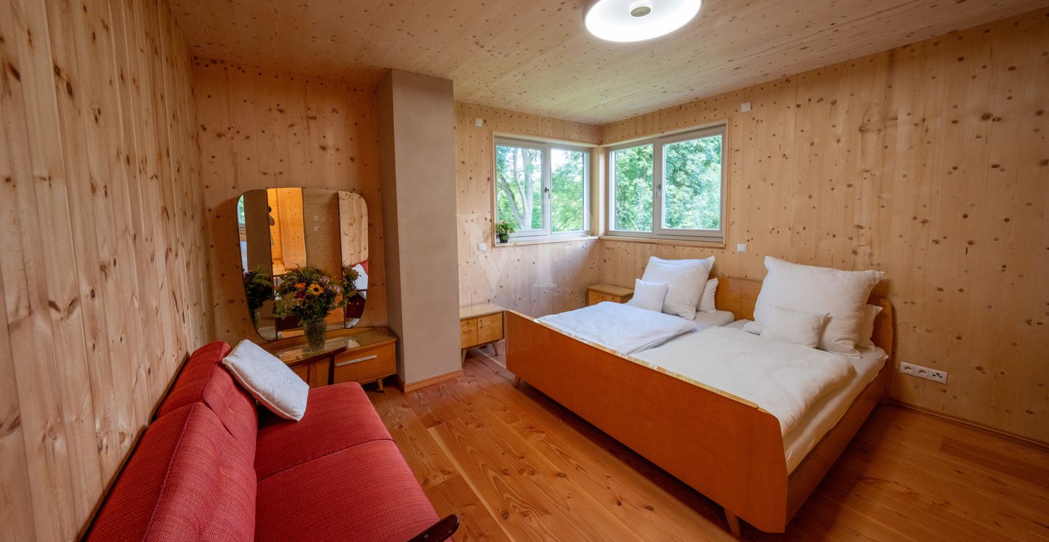 Schlafzimmer 2
