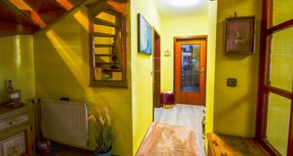 von_poll_real_estate_property_25124410_image_8