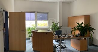 von_poll_real_estate_property_22124950_image_2