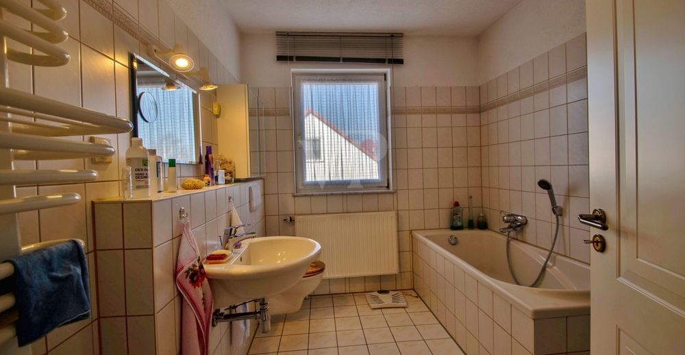 Bad Dachgeschoss
