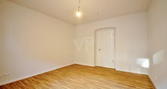 von_poll_real_estate_property_26124101a_image_2